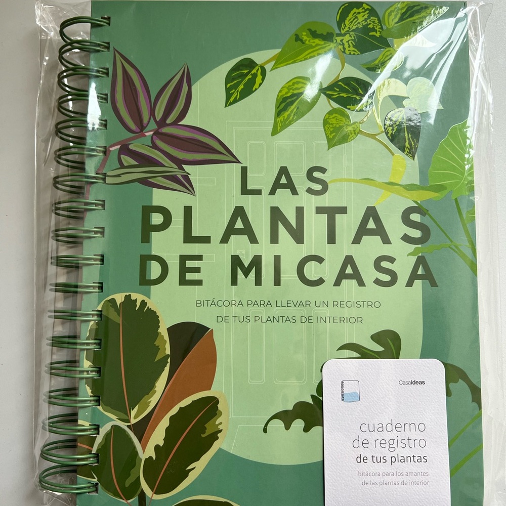 Plants journey, Plants Tracker Cuaderno registro de plantas. Spanish. Great Gift